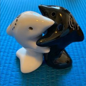 Dolphins salt and pepper shakers